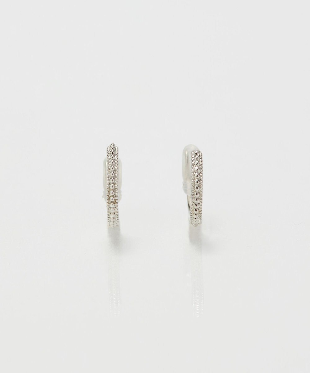 Phoebe 【金属アレルギー対応/痛くないシリーズ】グリッターメタルライトフィットイヤリング　シルバー 