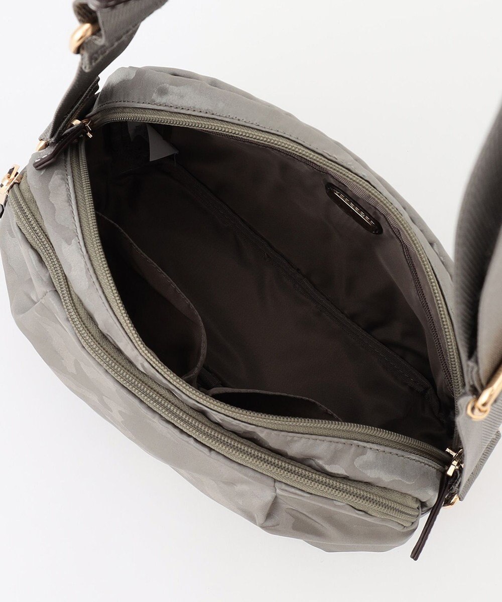 LA BAGAGERIE カモフラジャカード はっ水ショルダー 