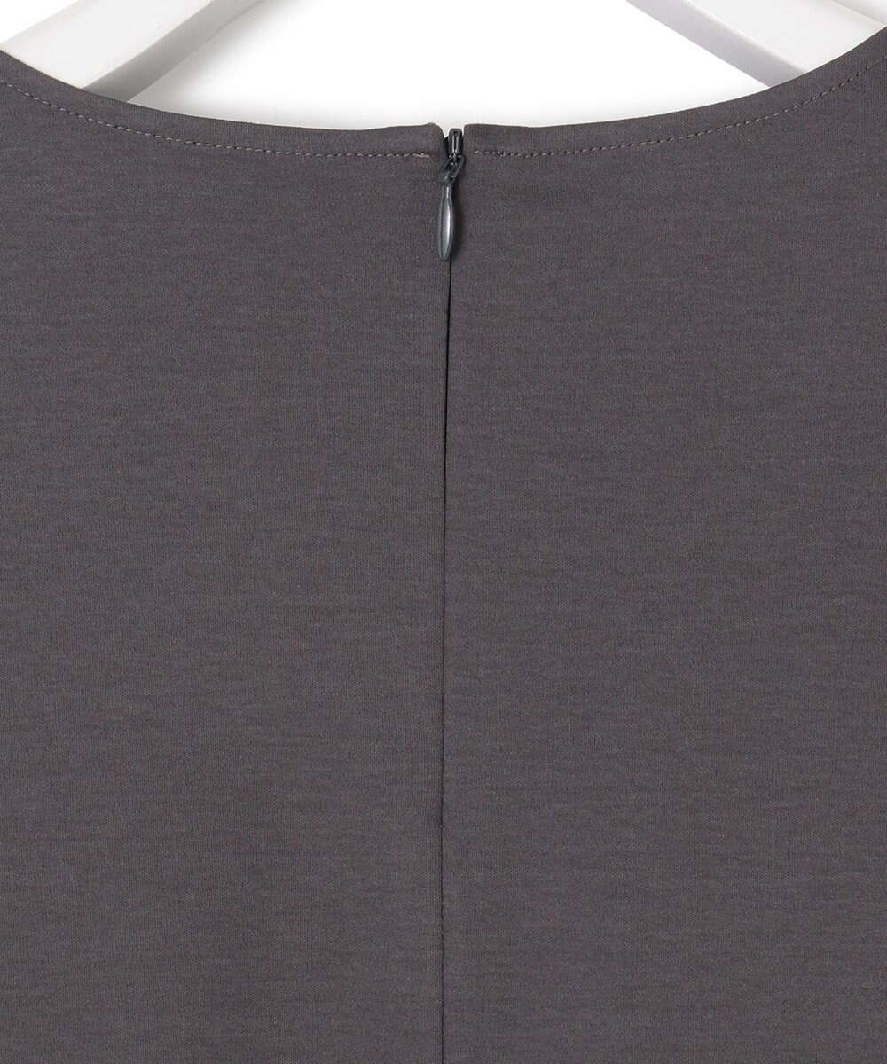 23区 【GLOW8月号掲載/洗える】ランダムフリルジャージー ペプラム カットソー 