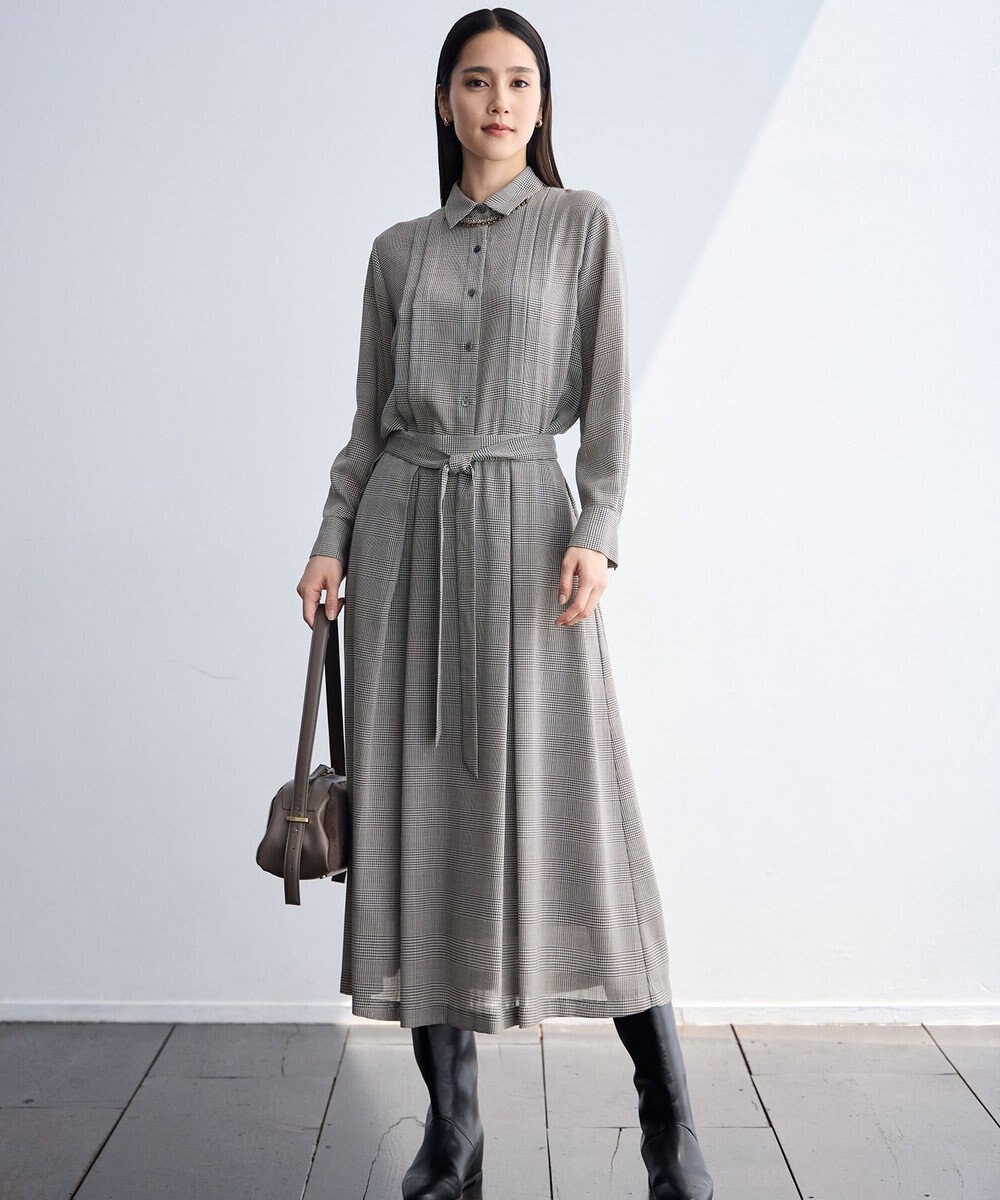 自由区 【SHIHOさん着用】TWハイツイストビエラタックディテール ブラウス 