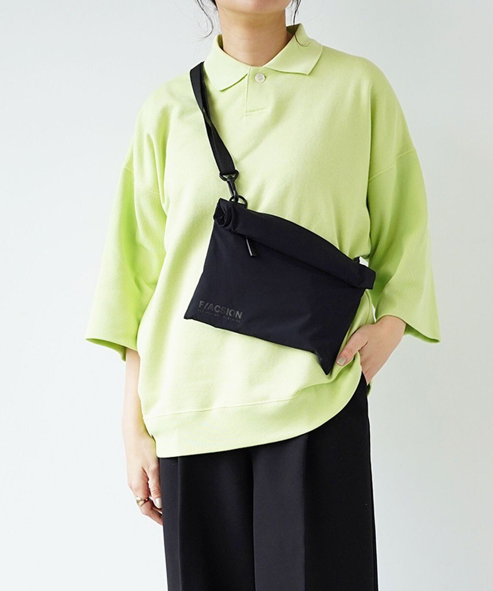 F/ACSION HAKU サコッシュバッグ 