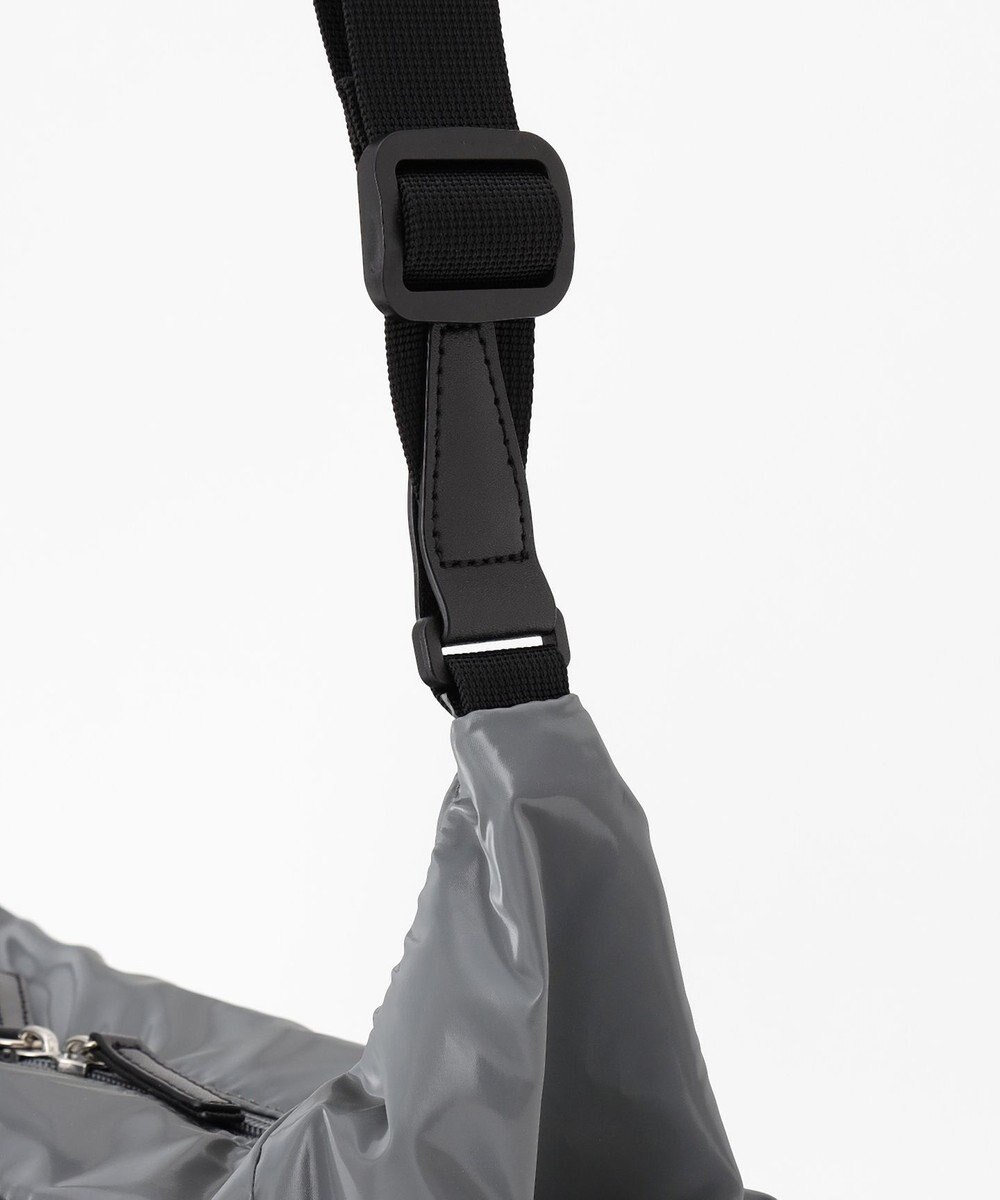 LA BAGAGERIE メタリックドロストポケット　ショルダーバッグ 