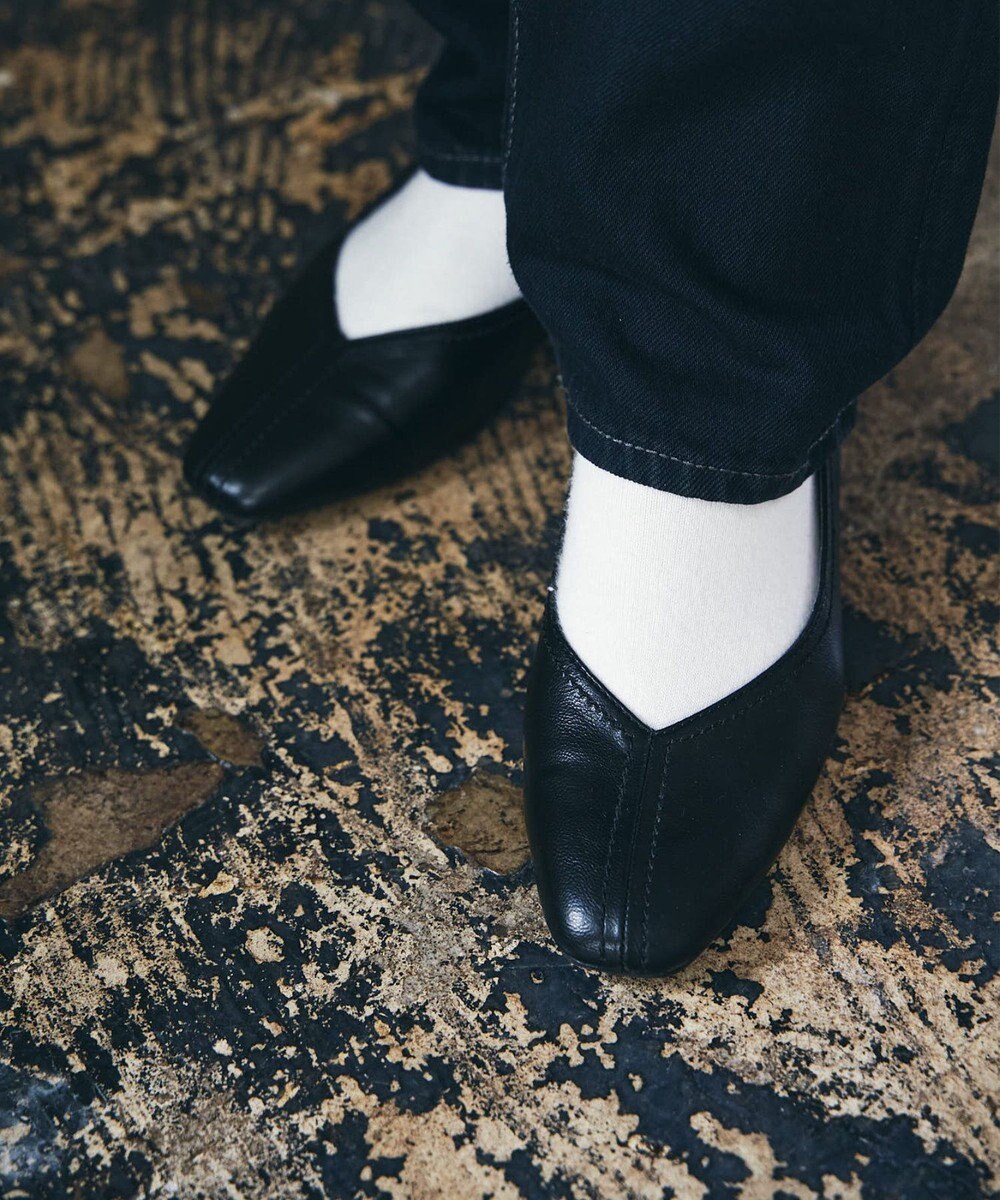 BONTRE 【PRECIEUX JOUET/プレシュウジュエ】デザインステッチVカットフラットパンプス 