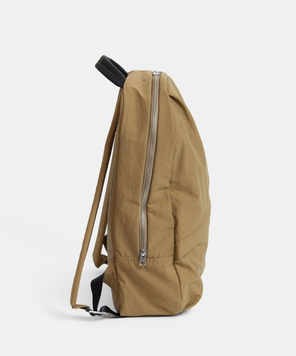 NIZYU KANO LIGHT NYLONリュック Mサイズ 