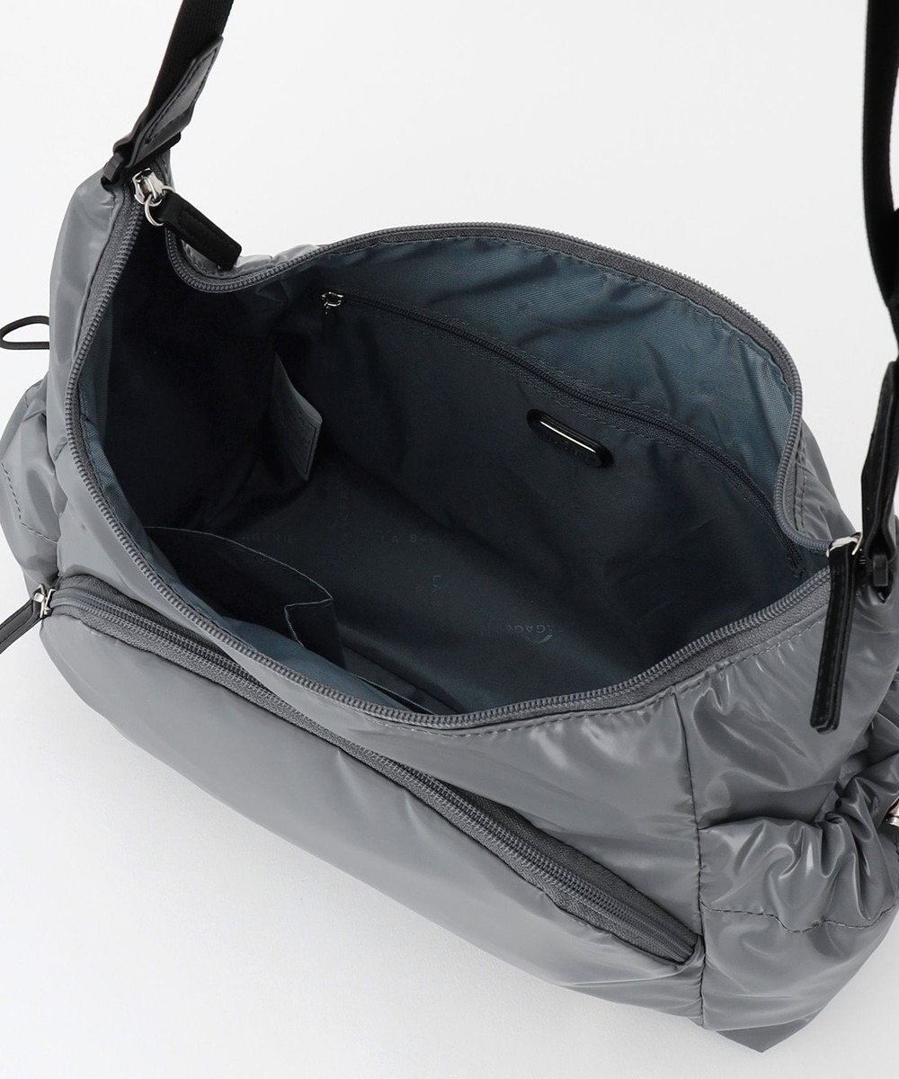 LA BAGAGERIE メタリックドロストポケット　ショルダーバッグ 