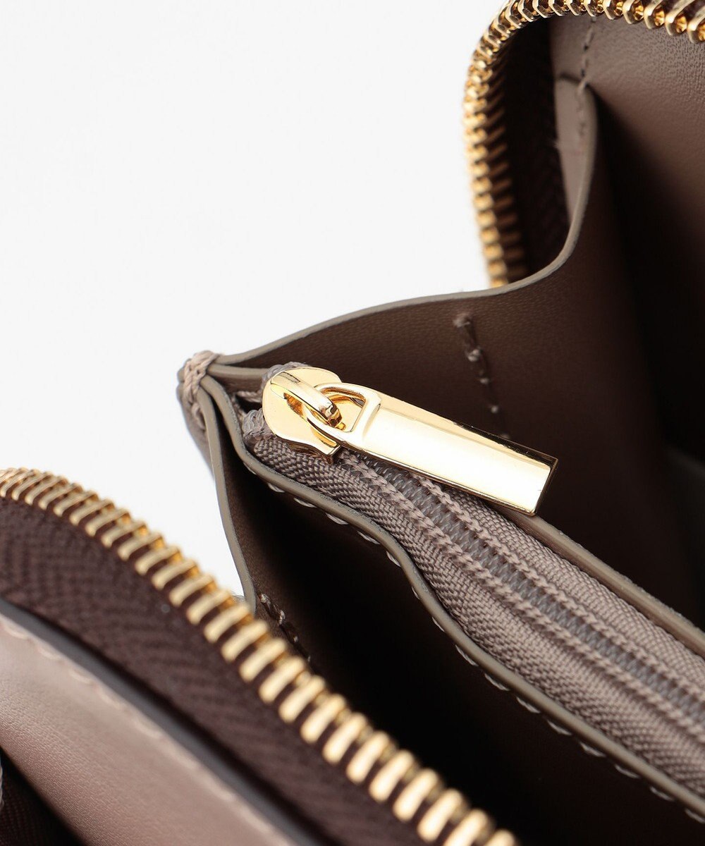 LA BAGAGERIE 【veganview】v piece mesh smartphone shoulder bag 