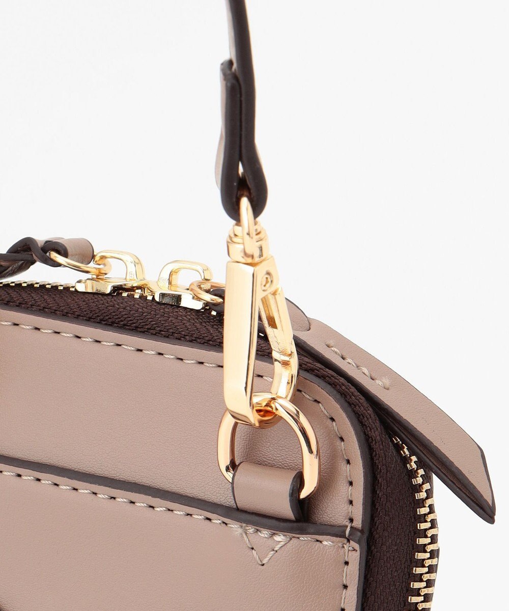 LA BAGAGERIE 【veganview】v piece mesh smartphone shoulder bag 