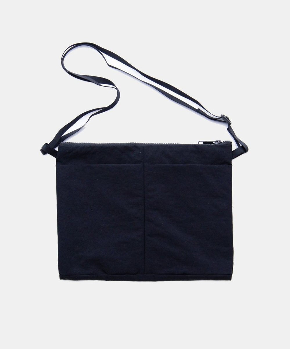 NIZYU KANO LIGHT NYLONサコッシュS 