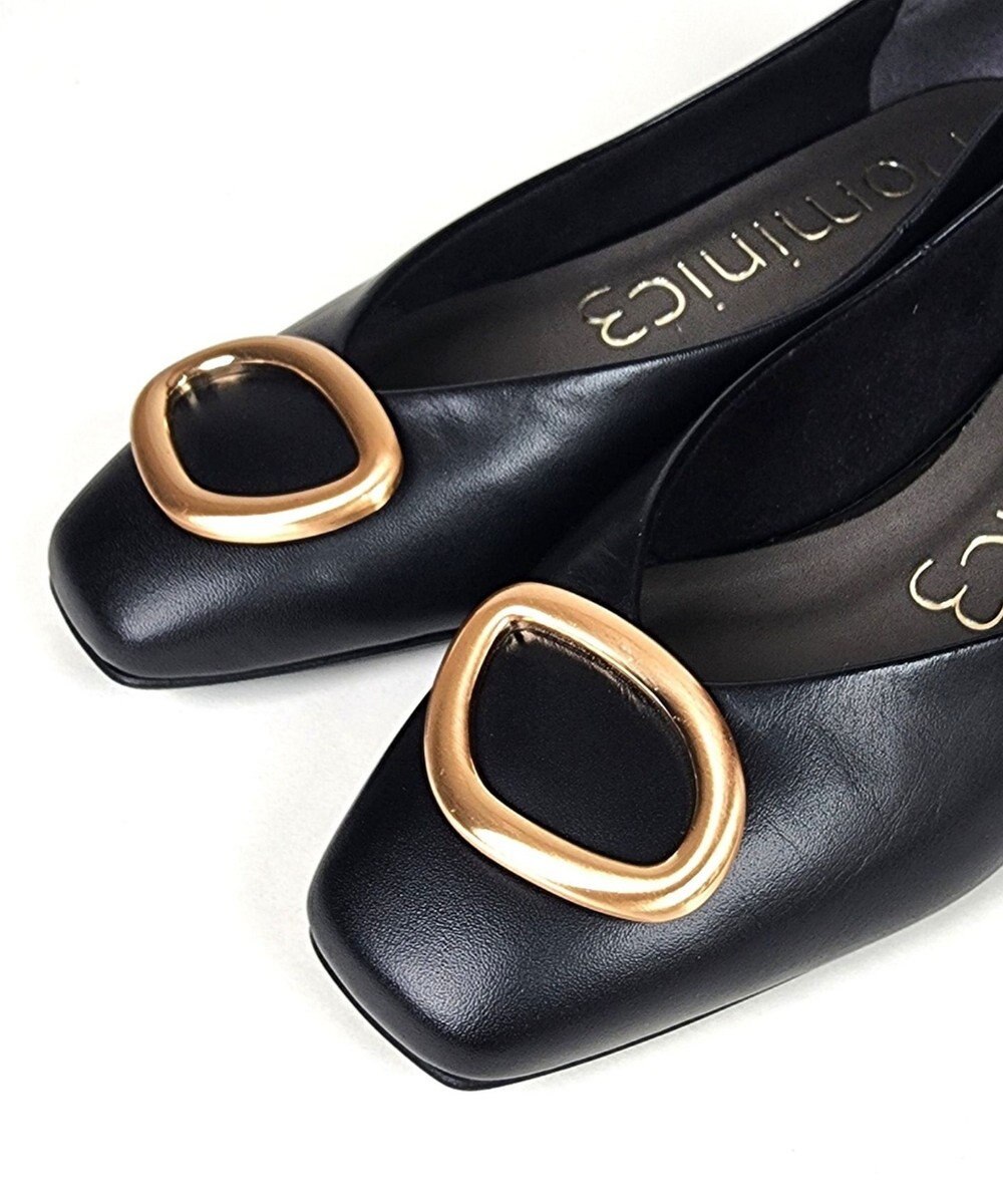 Dominic3 デザインバックル ローヒール レザーパンプス 