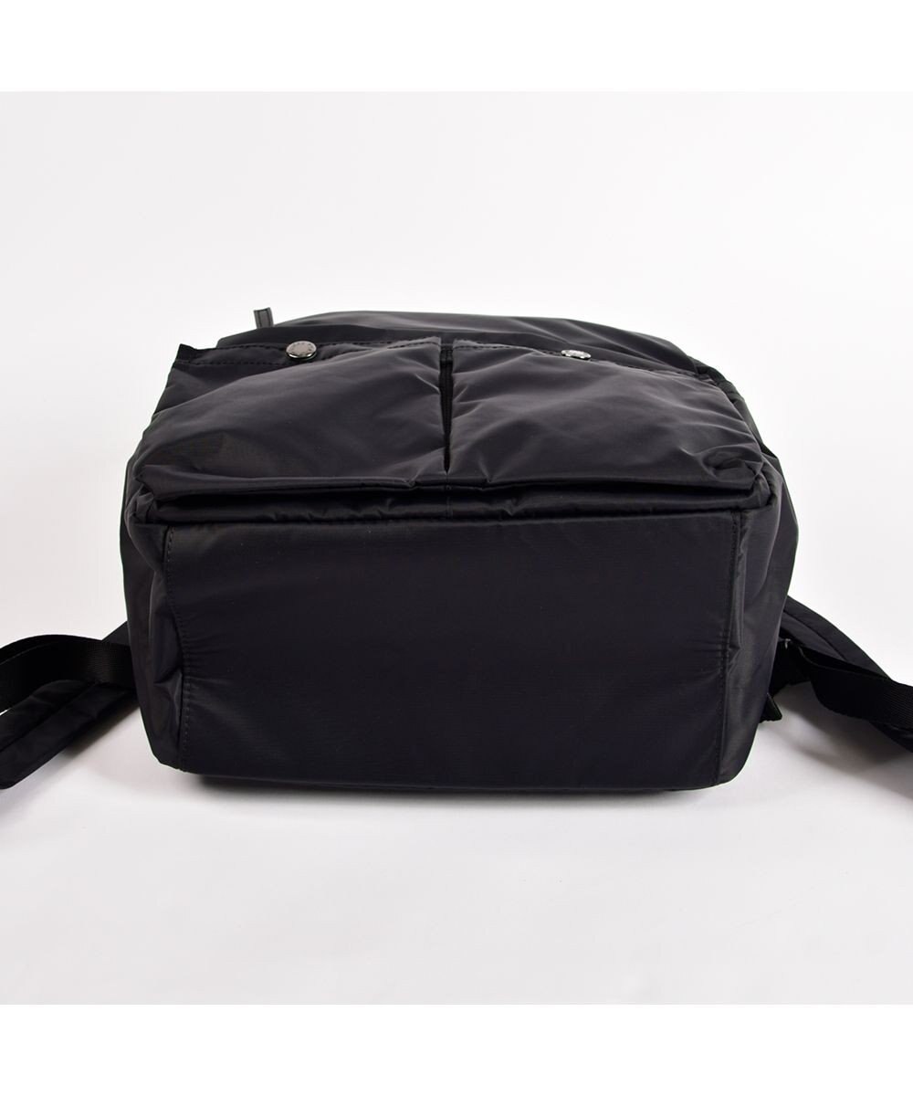 Y'SACCS ダブルホックポケットデイパック 