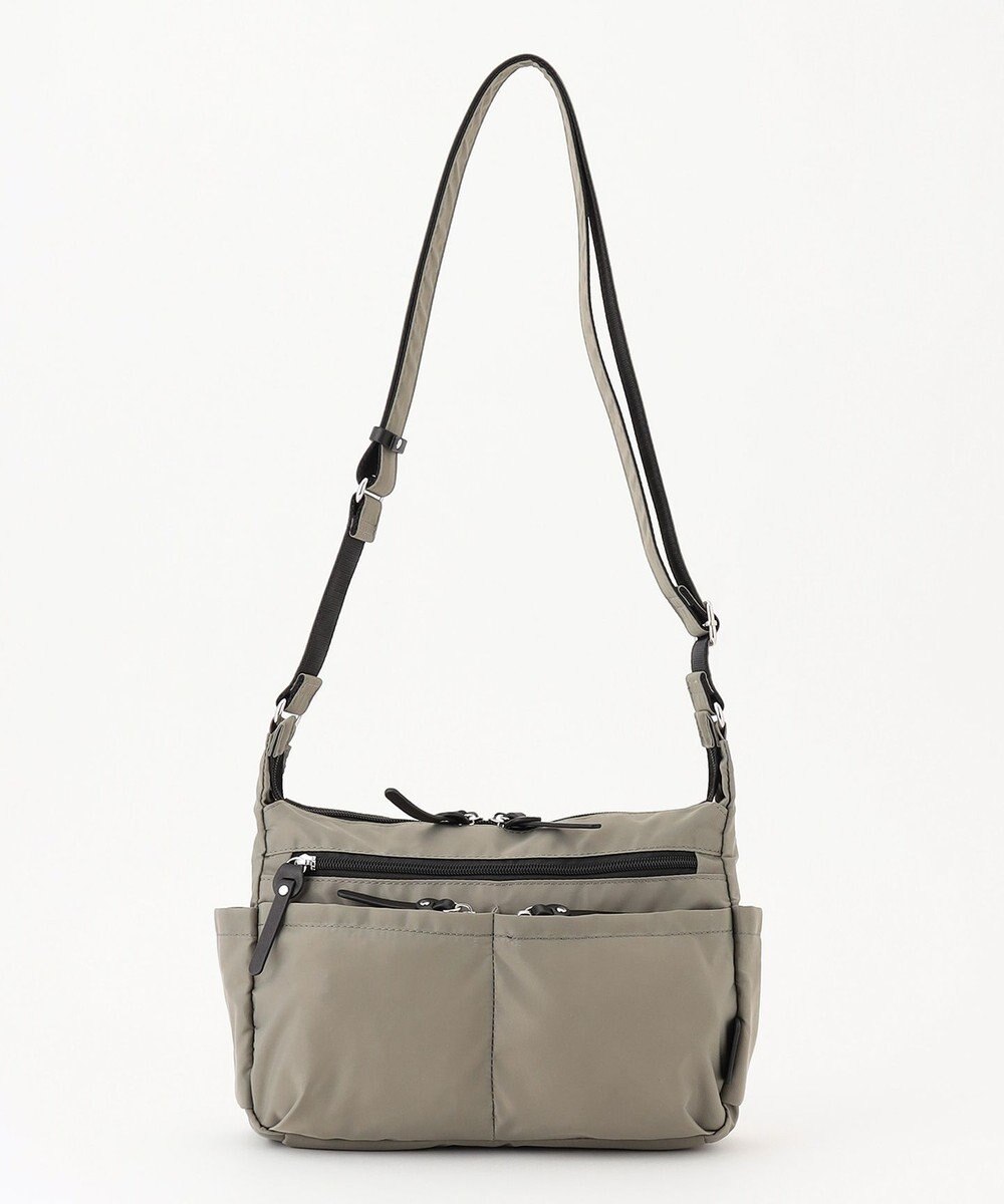 Y'SACCS トリプルポケットベーシックショルダー 