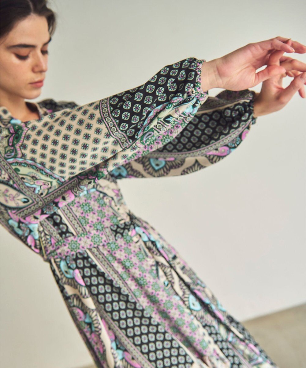 GRACE CONTINENTAL カフタンプリントロングワンピース 