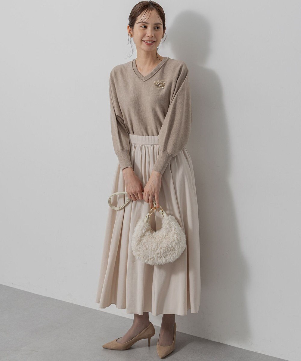 組曲 S 【前後着用可】ニューシックニットＶネック プルオーバー 