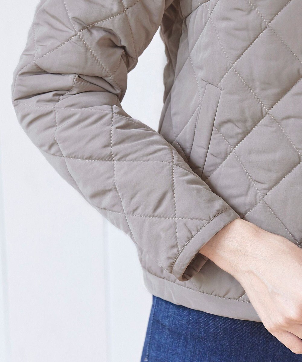 Tiaclasse L コンパクトなシルエットのキルティングショートコート 