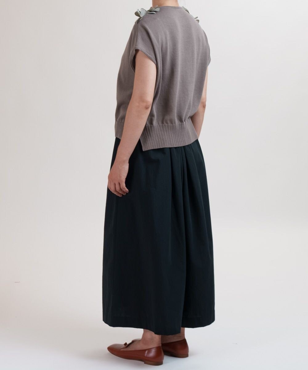 muuc 花モチーフ付きコットンニットプルオーバー 