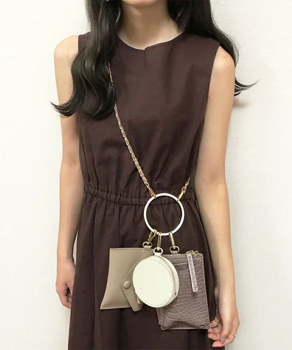 LA BAGAGERIE 【MONICA】カードケースポーチ3連マルチチェーンショルダーバッグ 