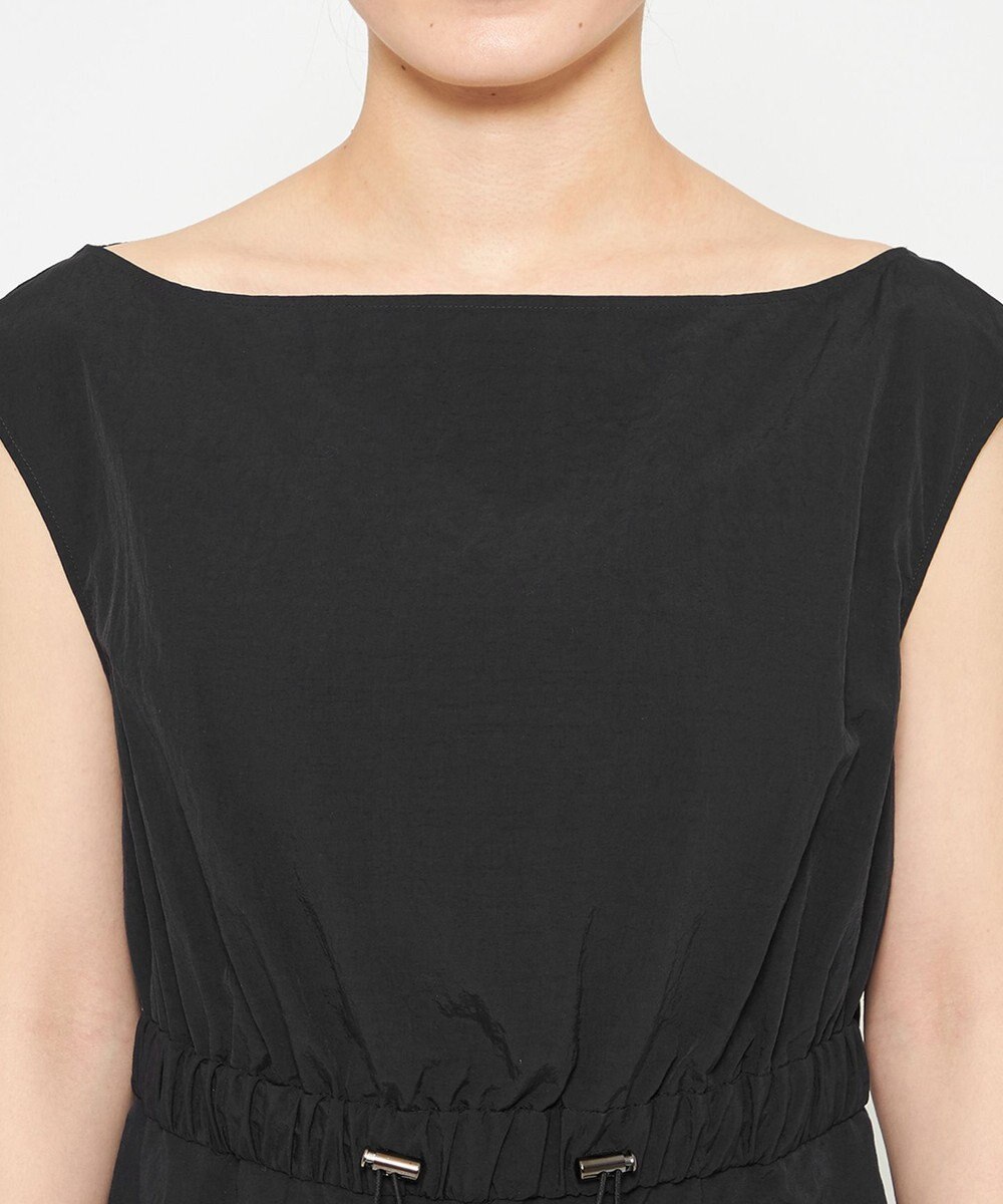 uncrave ライトプルーフナイロン ドロストワンピース 