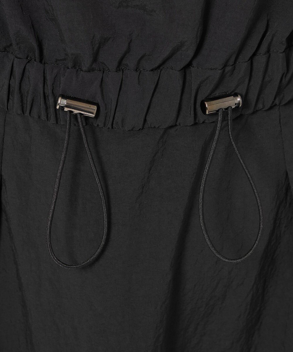 uncrave ライトプルーフナイロン ドロストワンピース 