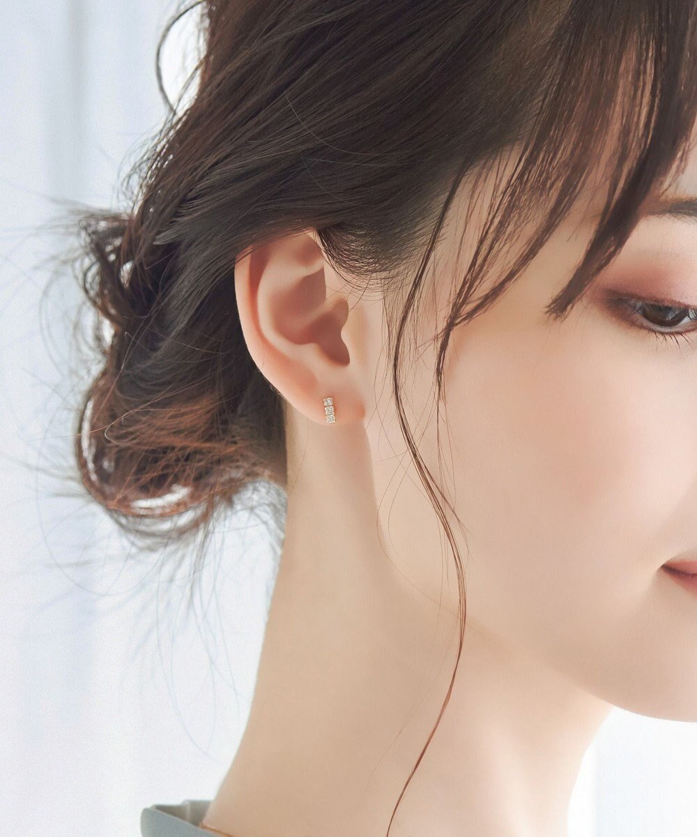 Phoebe 【K10】ストーンバーピアス(片耳)　ゴールド/BOXつき 