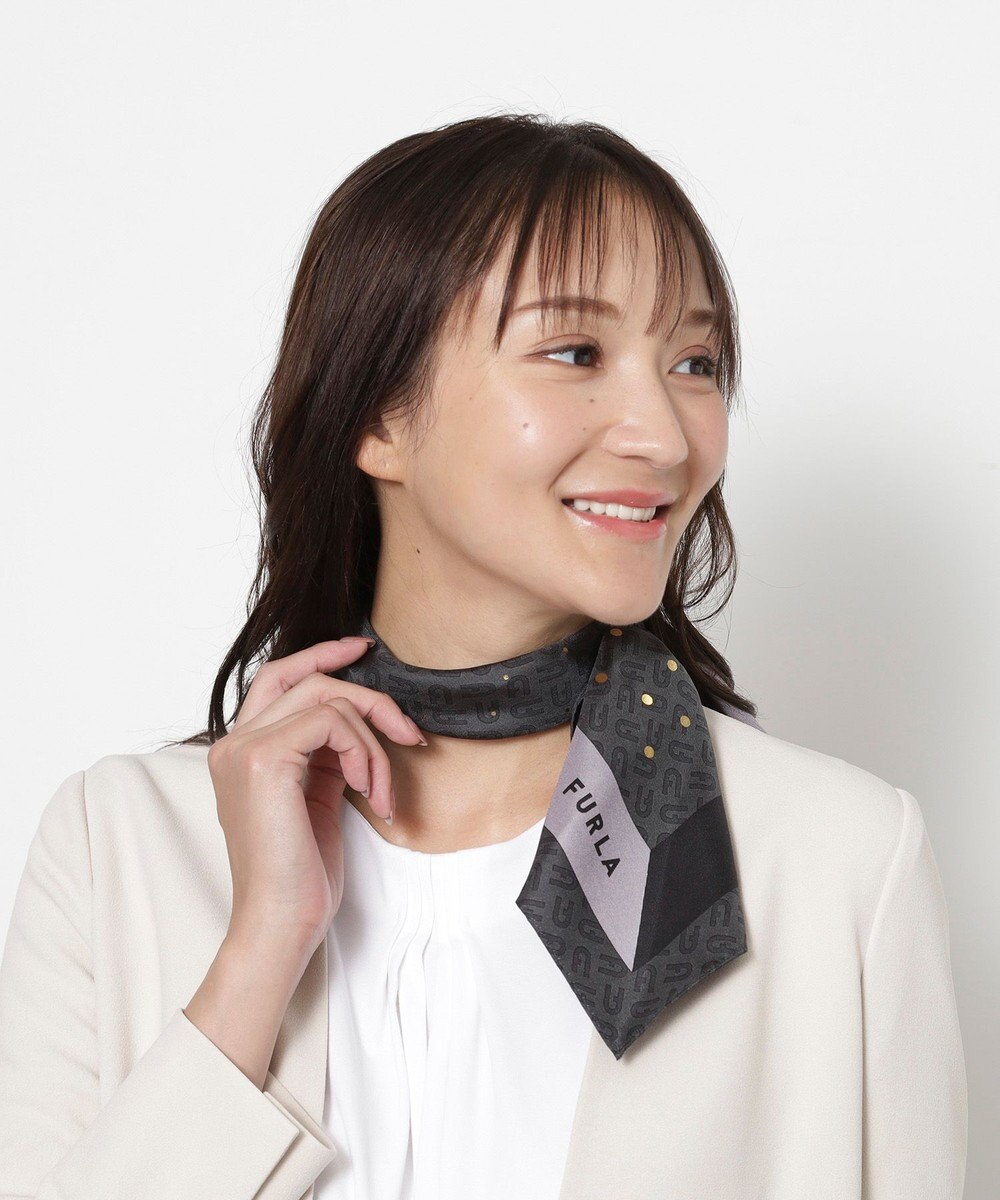 MOONBAT FURLA(フルラ)シルクツイル アーチロゴ スカーフ 65cm×65cm 