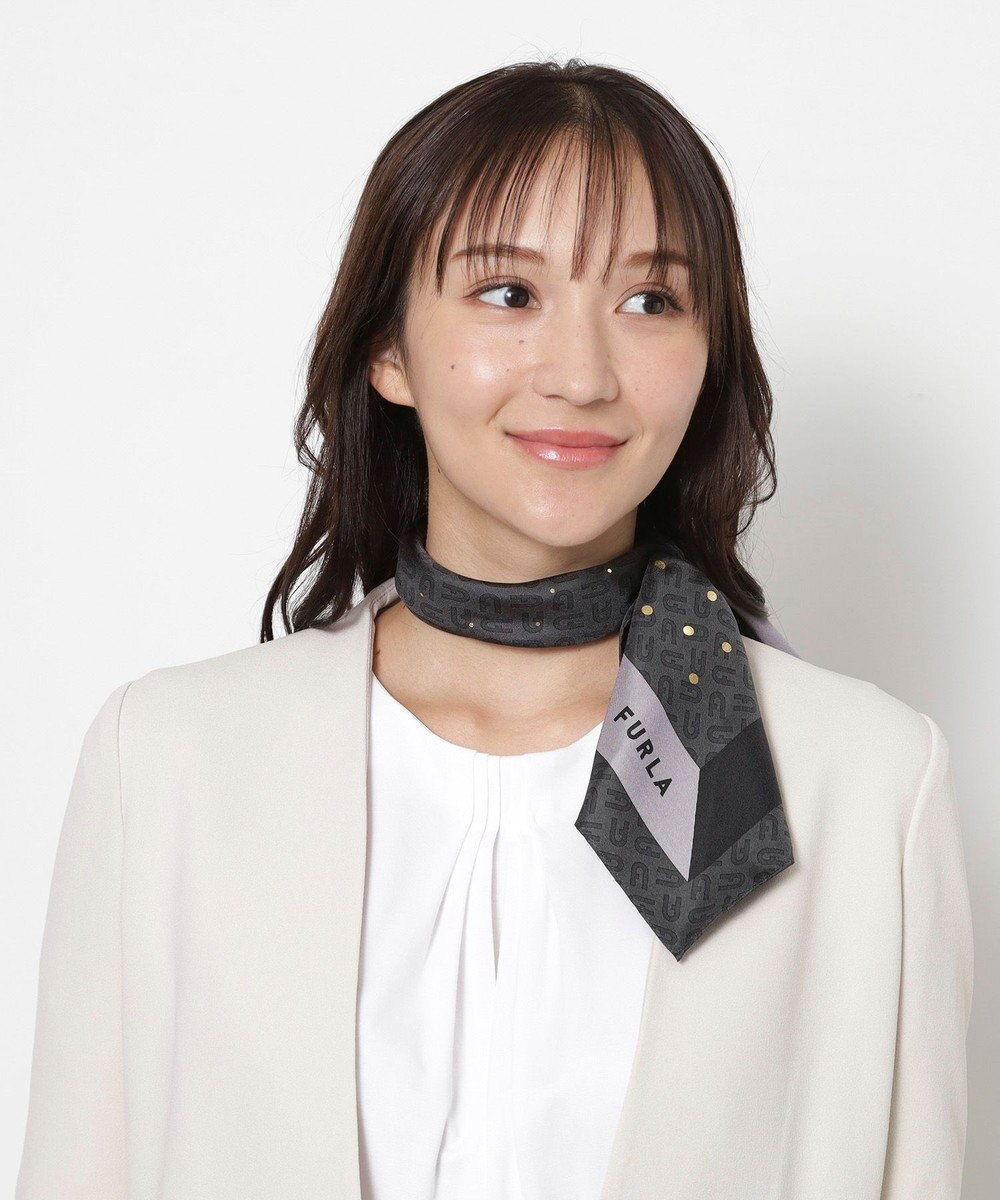 MOONBAT FURLA(フルラ)シルクツイル アーチロゴ スカーフ 65cm×65cm 