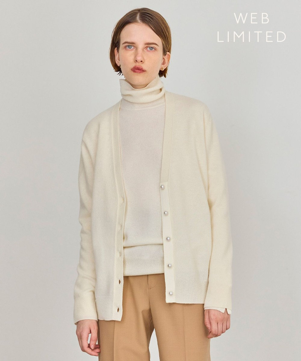 BEIGE， 【WEB限定・洗える】ALSACE / パール釦ウールニットカーディガン Ecru