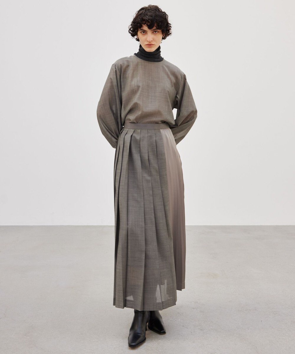 BEIGE， MOYE / プリーツスカート 