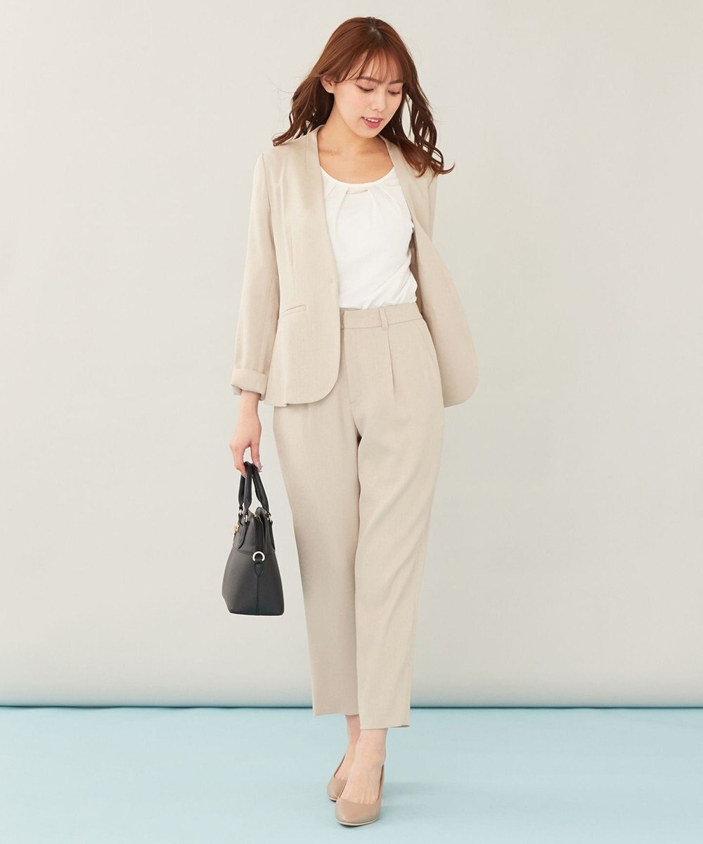 入園 入学式 卒業式セレモニーにぴったりな母親のパンツスーツの丈と形 入学式スーツ 今どきママコーデ 入園 入学式 卒業式セレモニーにぴったりな母親のパンツスーツの丈と形 入学式スーツ 今どきママコーデ