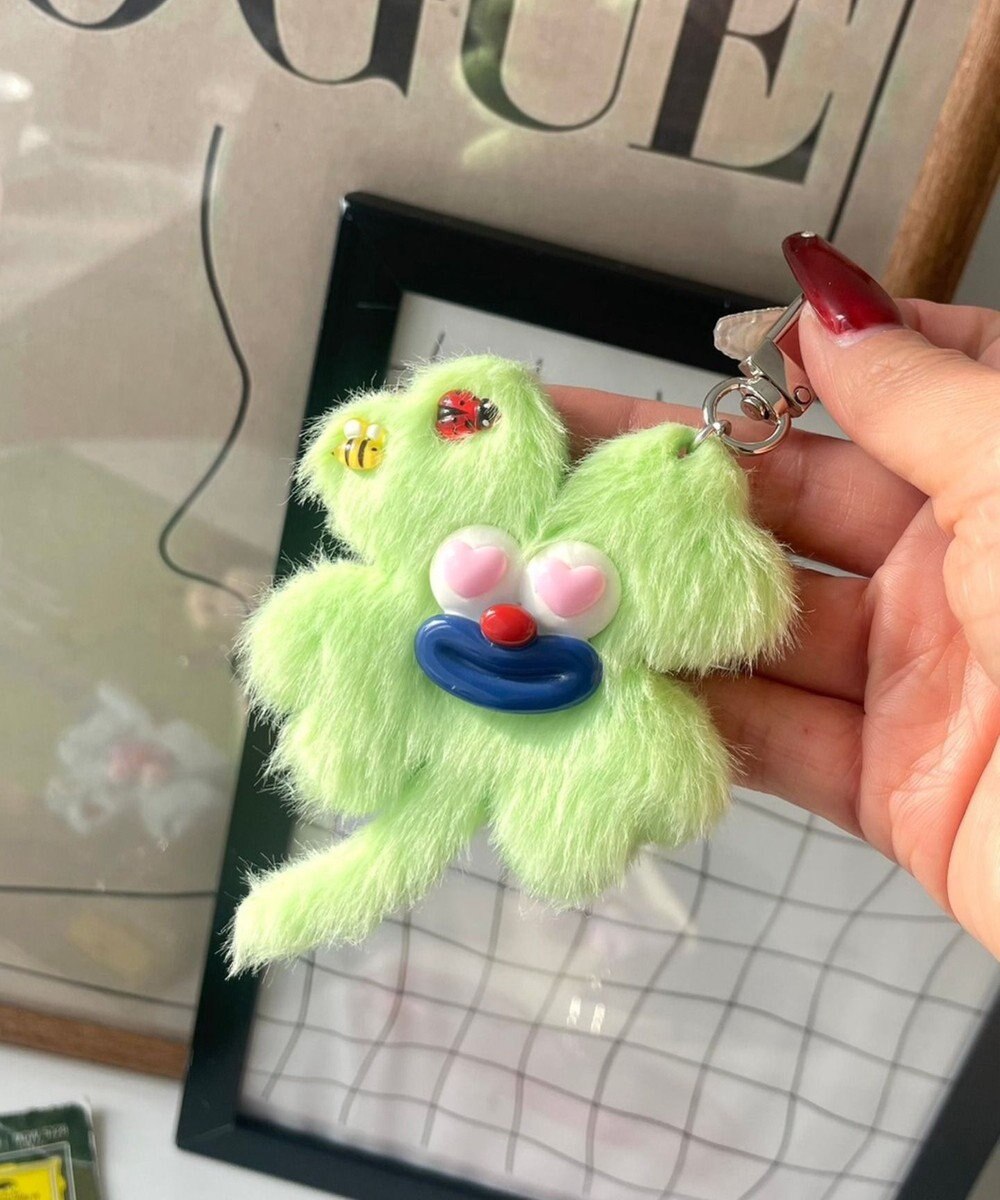 WEGO ハッピークローバーモンスターぬいぐるみキーホルダー 