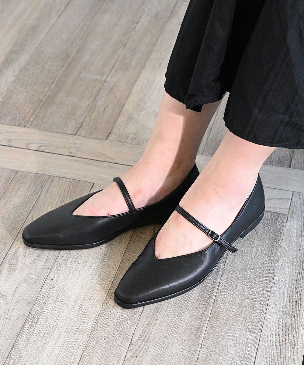 APOM 日本製 晴雨兼用スクエアトゥストラップシューズ15＜CRAHUG限定＞ 