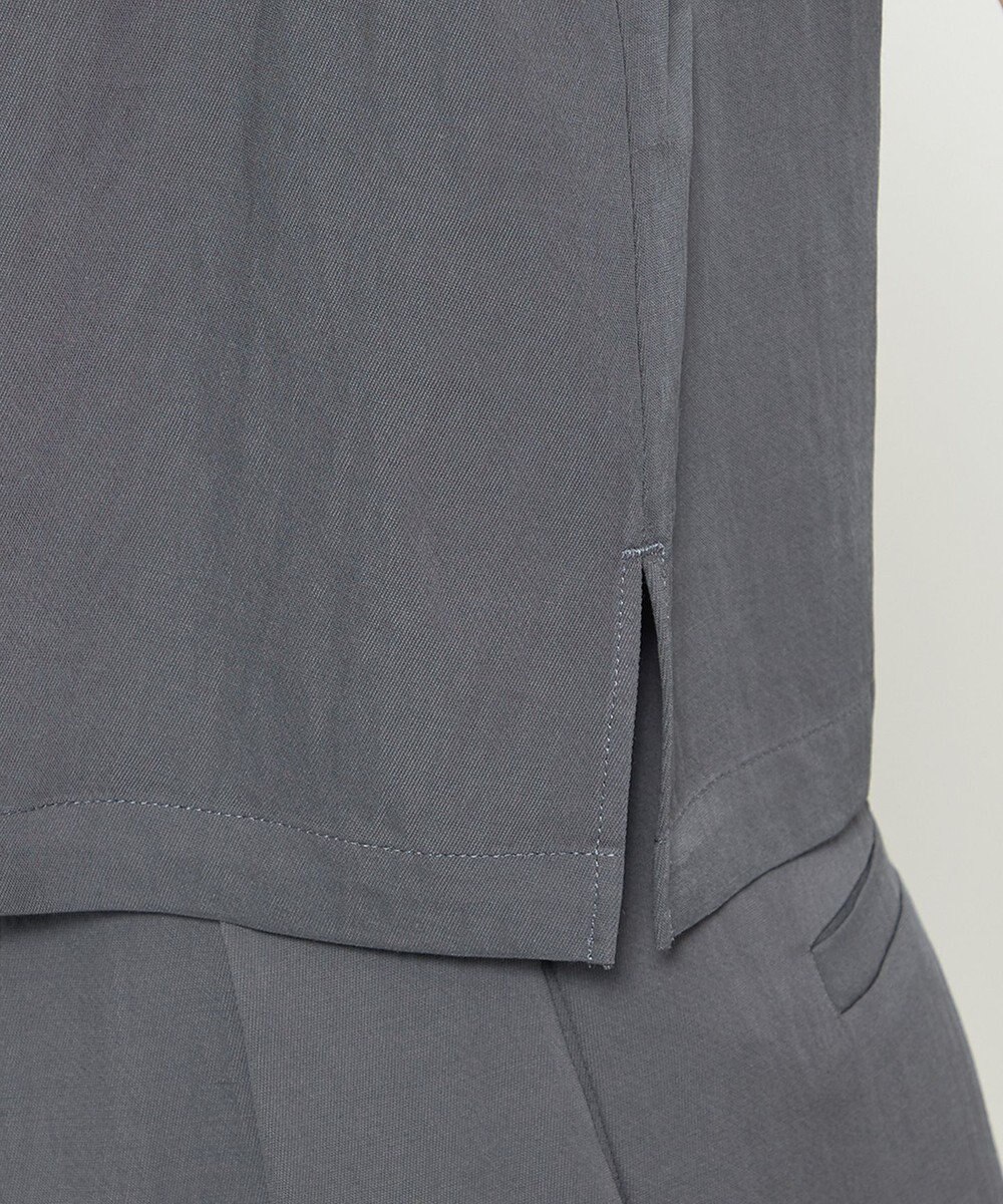 uncrave ドレープツイル Vネックトップス 