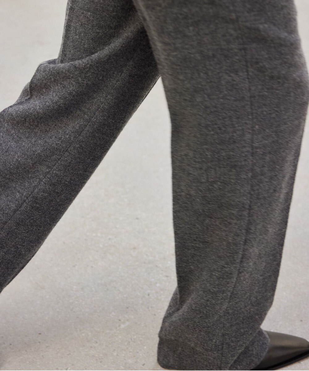 BEIGE， MILLAM / フェイクレザーパッチワイドパンツ 