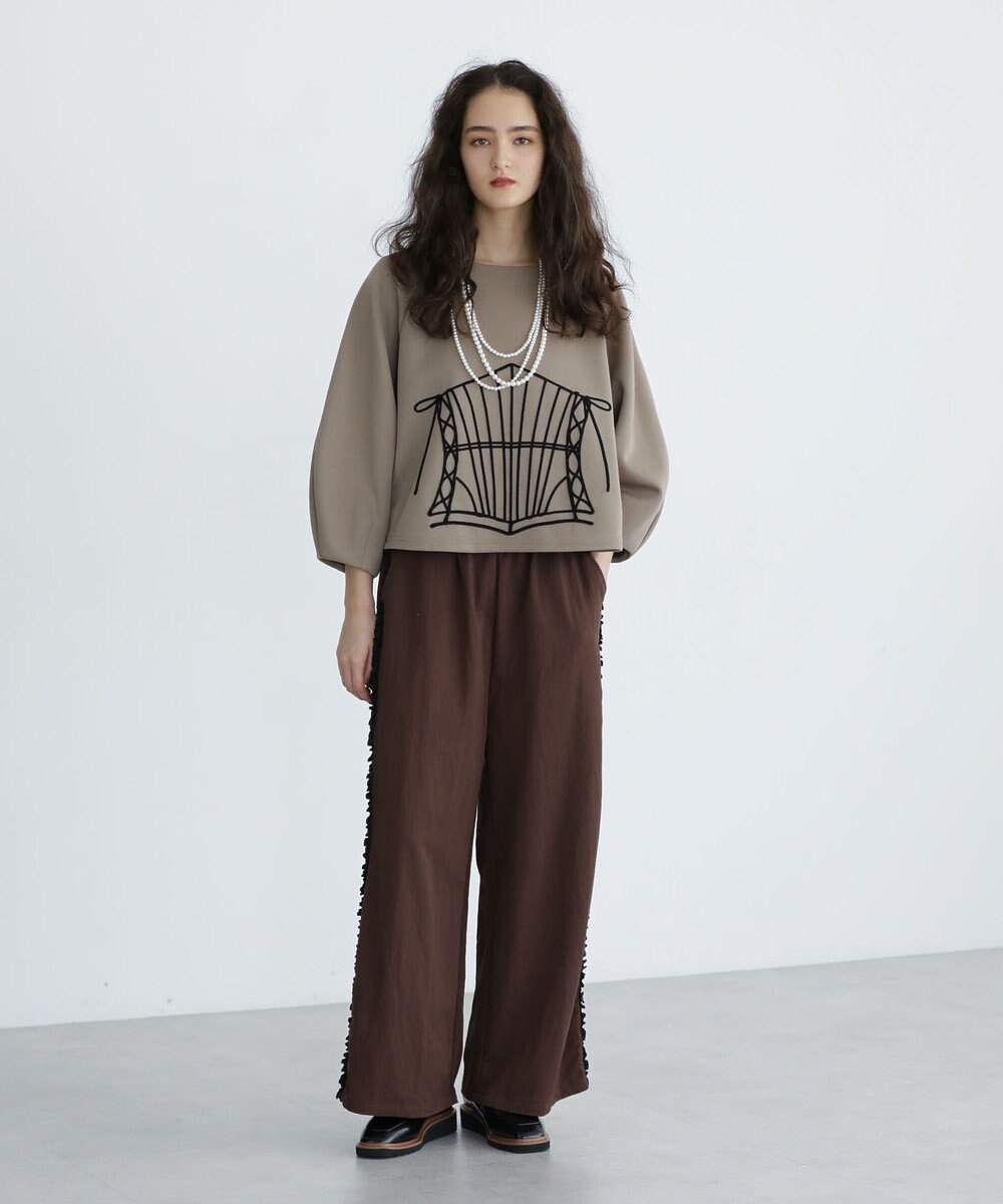 Green Parks ■ESCAR コルセットコード刺繍プルオーバー 