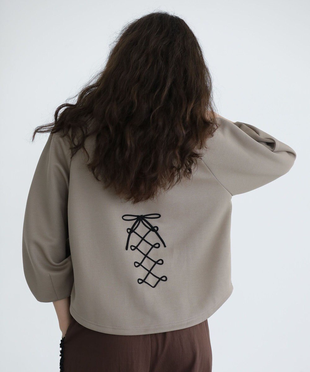 Green Parks ■ESCAR コルセットコード刺繍プルオーバー 