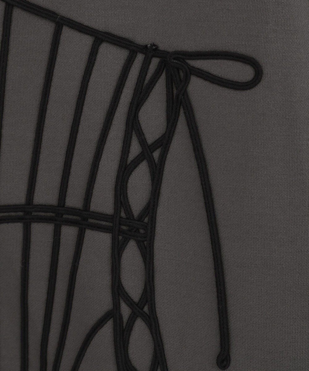 Green Parks ■ESCAR コルセットコード刺繍プルオーバー 