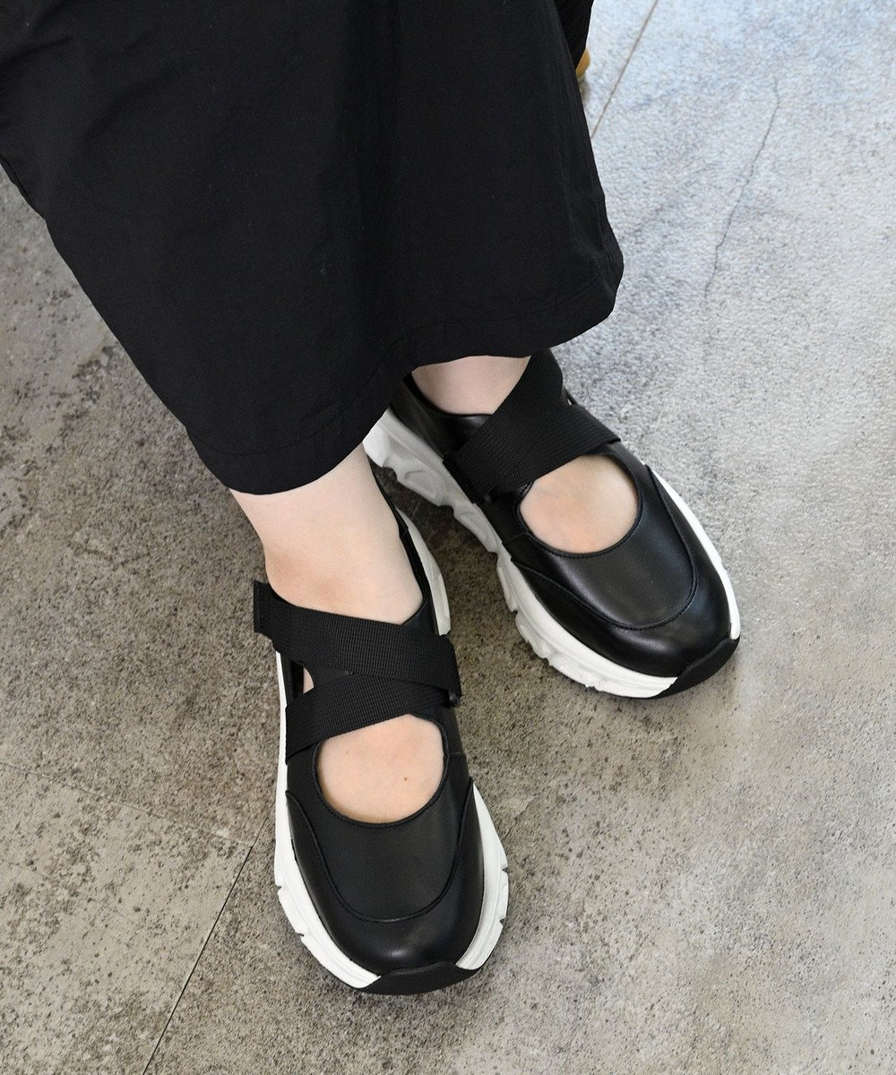 Pointer 日本製 本革ストラップスニーカー 