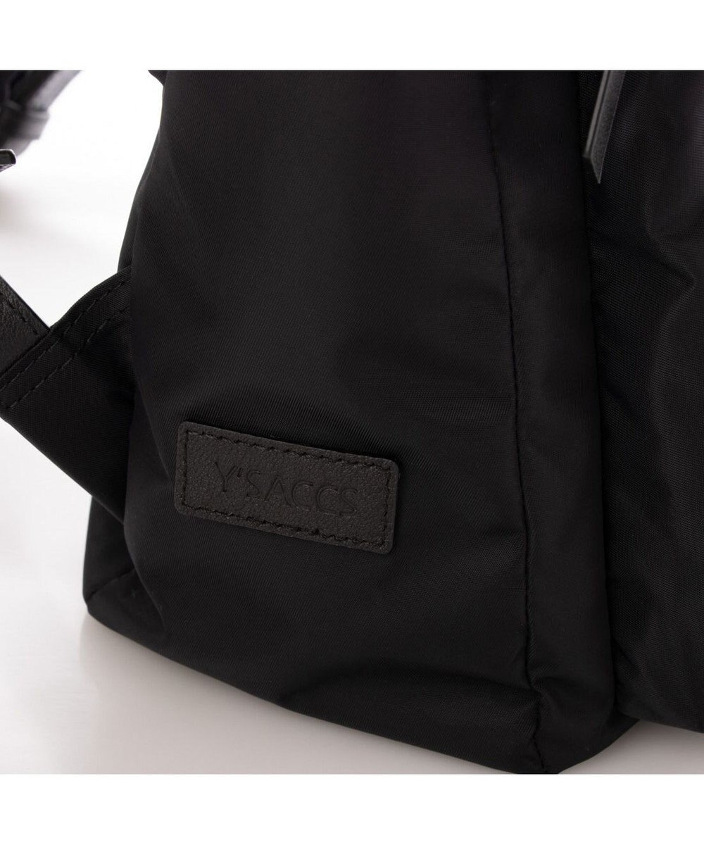Y'SACCS リサイクルナイロン×カウレザー ラップリュック 