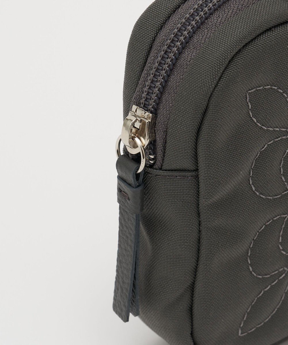 russet コーデュラナイロンスクエアポーチ(CE-1724) 