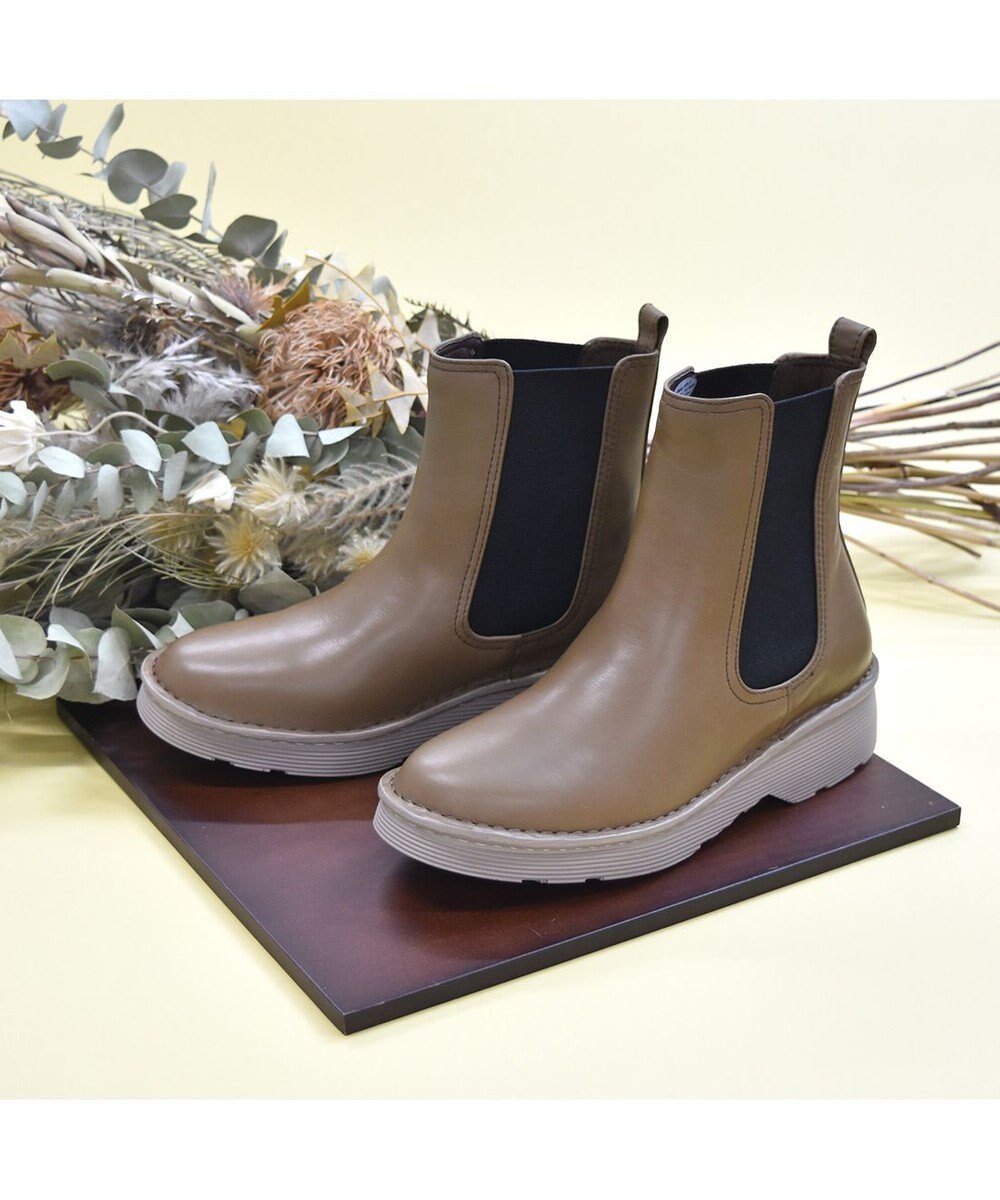 ing <ing>【WEB限定】【3E】【サスティナブルシリーズ】厚底サイドゴアショートブーツ 