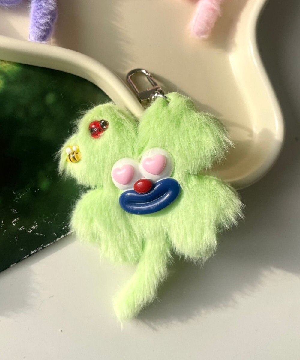 WEGO ハッピークローバーモンスターぬいぐるみキーホルダー 