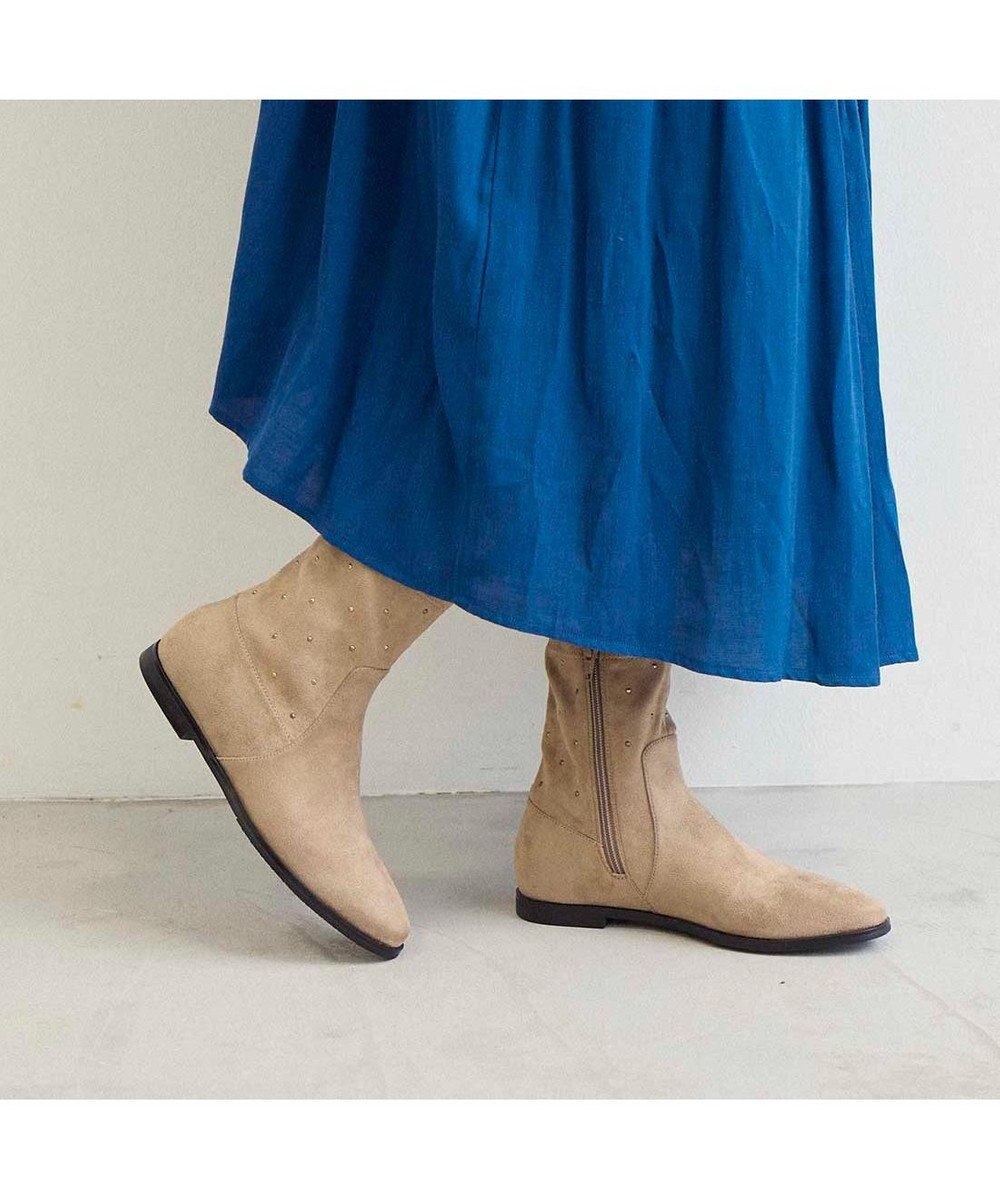 Riz raffinee <Riz raffinee>スタッズ付インヒールブーツ 