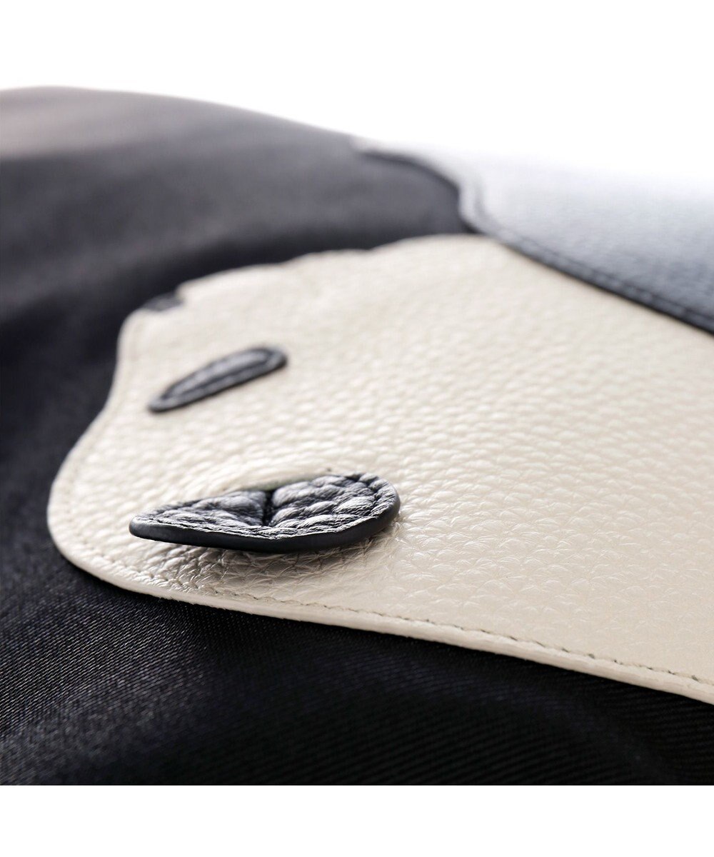 IBIZA アニマーダ　ナイロン　セミショルダーバッグ 