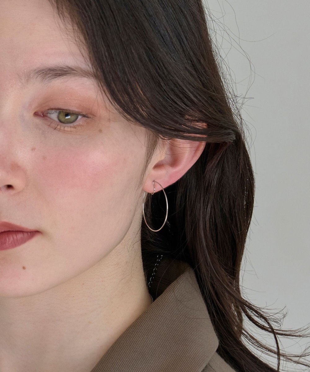 Phoebe 〈痛くないシリーズ〉ファセットスリムフープライトフィットイヤリング　シルバー 