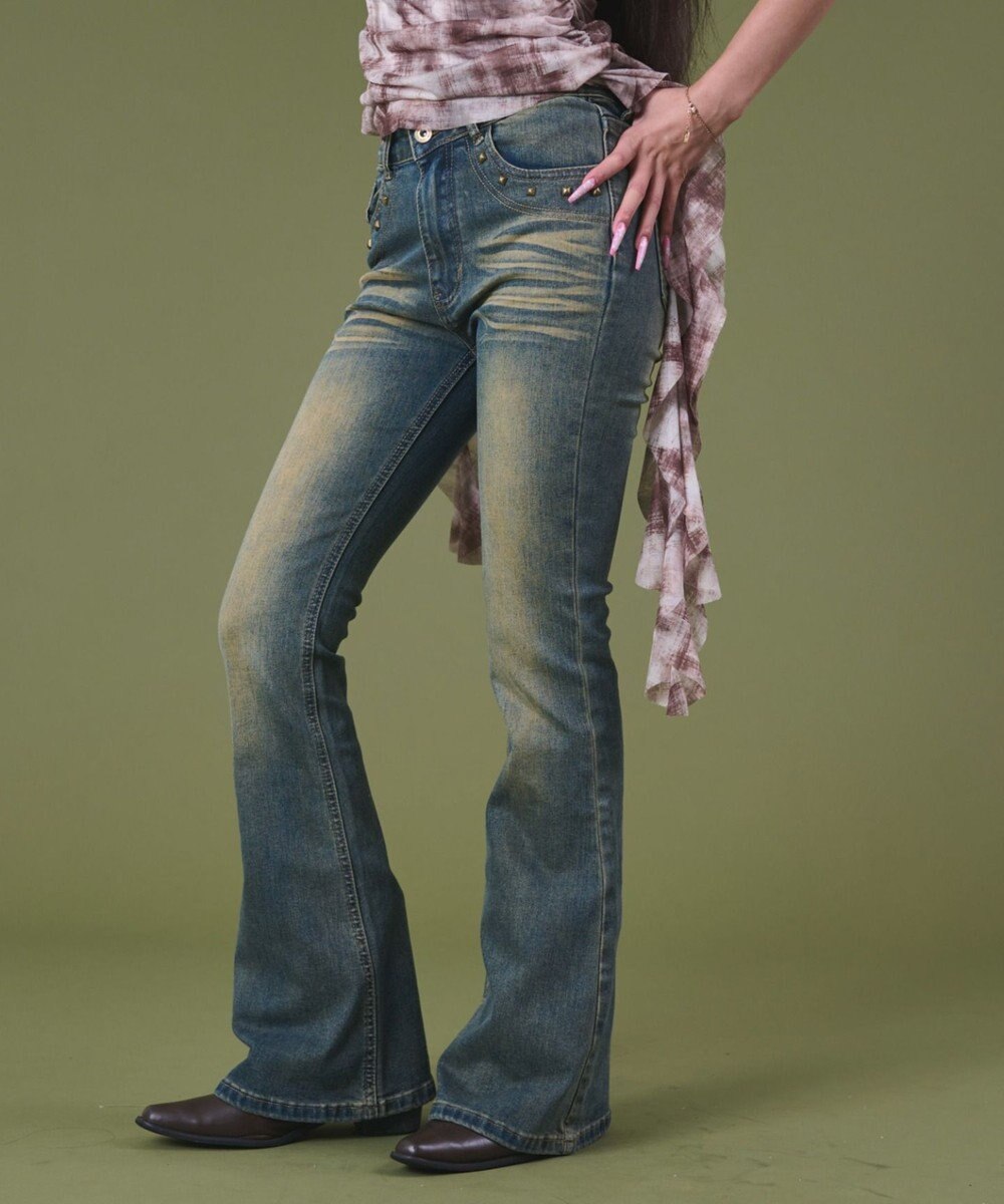 WEGO ブラストスタッズフレアデニム 