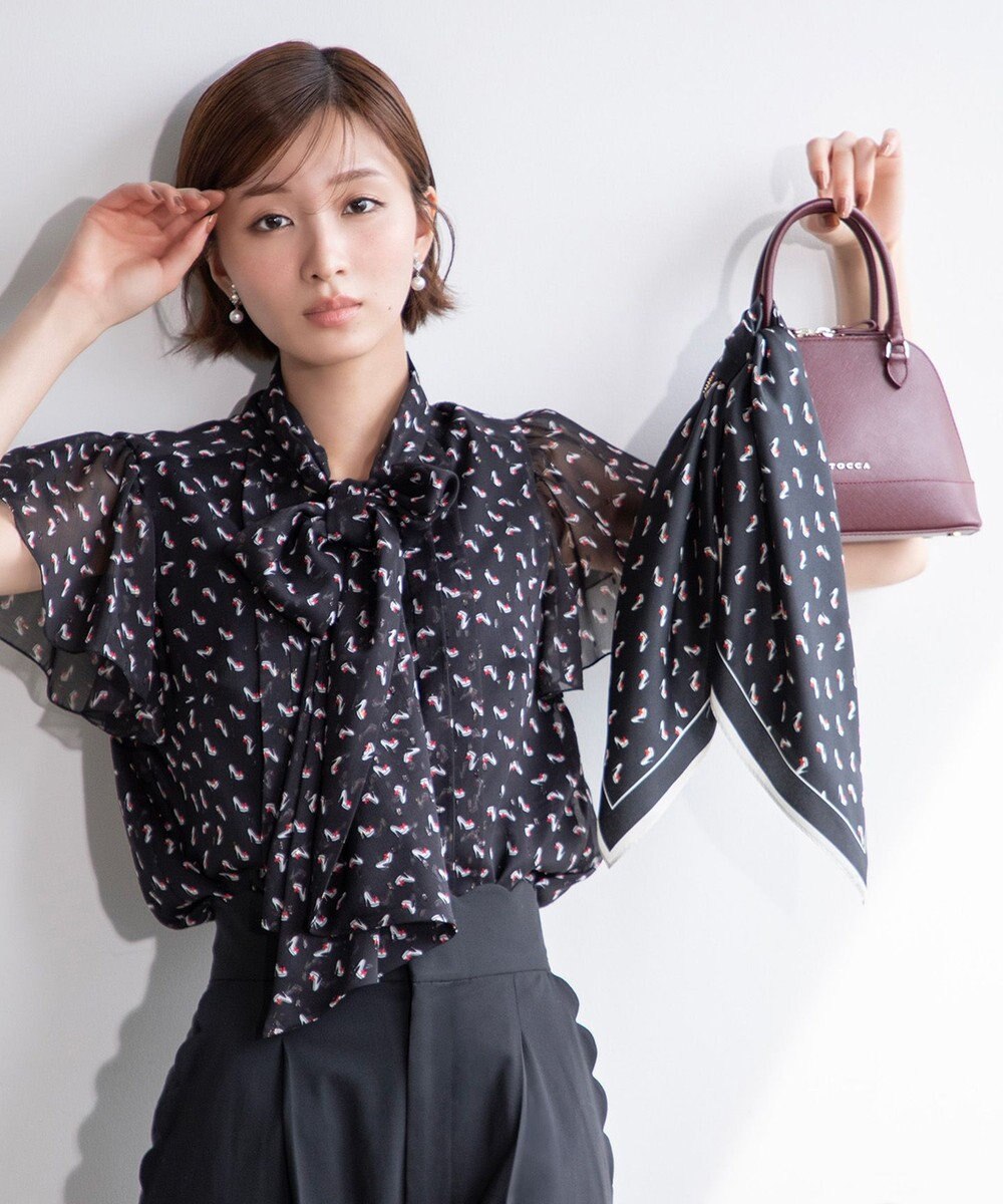 TOCCA 【岡崎紗絵さん着用】RIBBON&HIGHHEEL SILK SCARF シルクスカーフ 