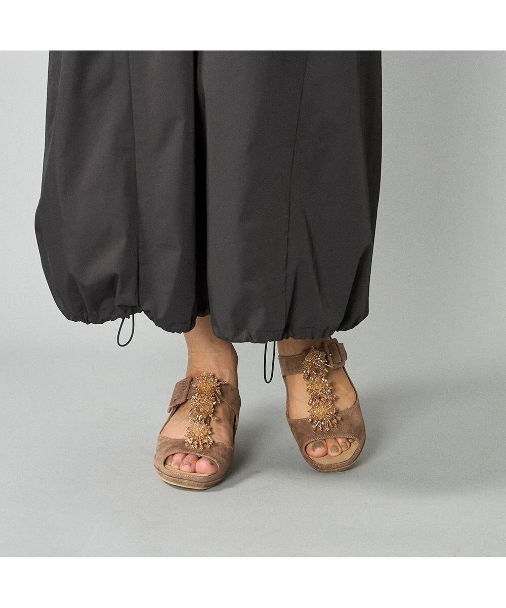 MODE ET JACOMO <D'ICI>ビジュー付きTストラップサンダル 