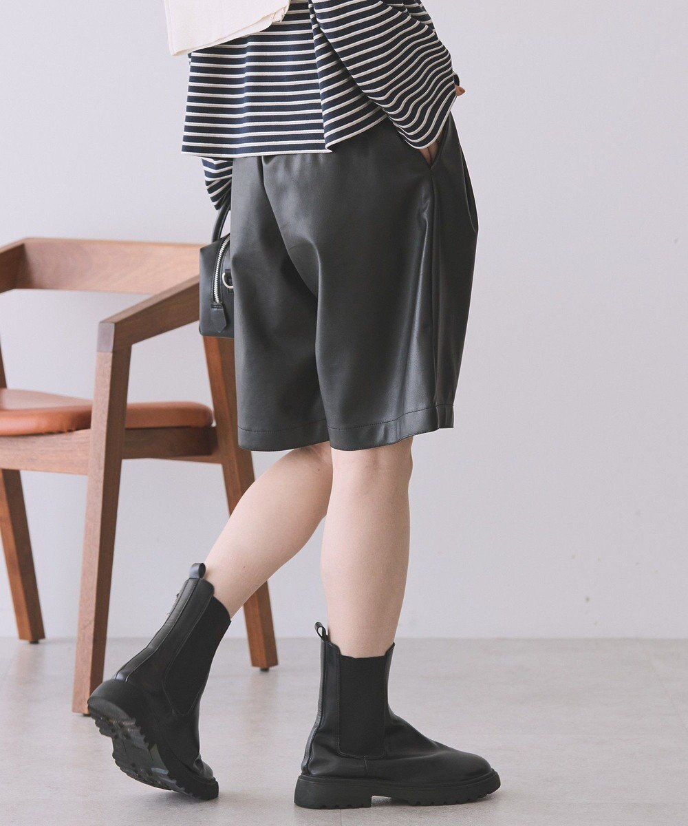 AMERICAN HOLIC フェイクレザーハーフパンツ 