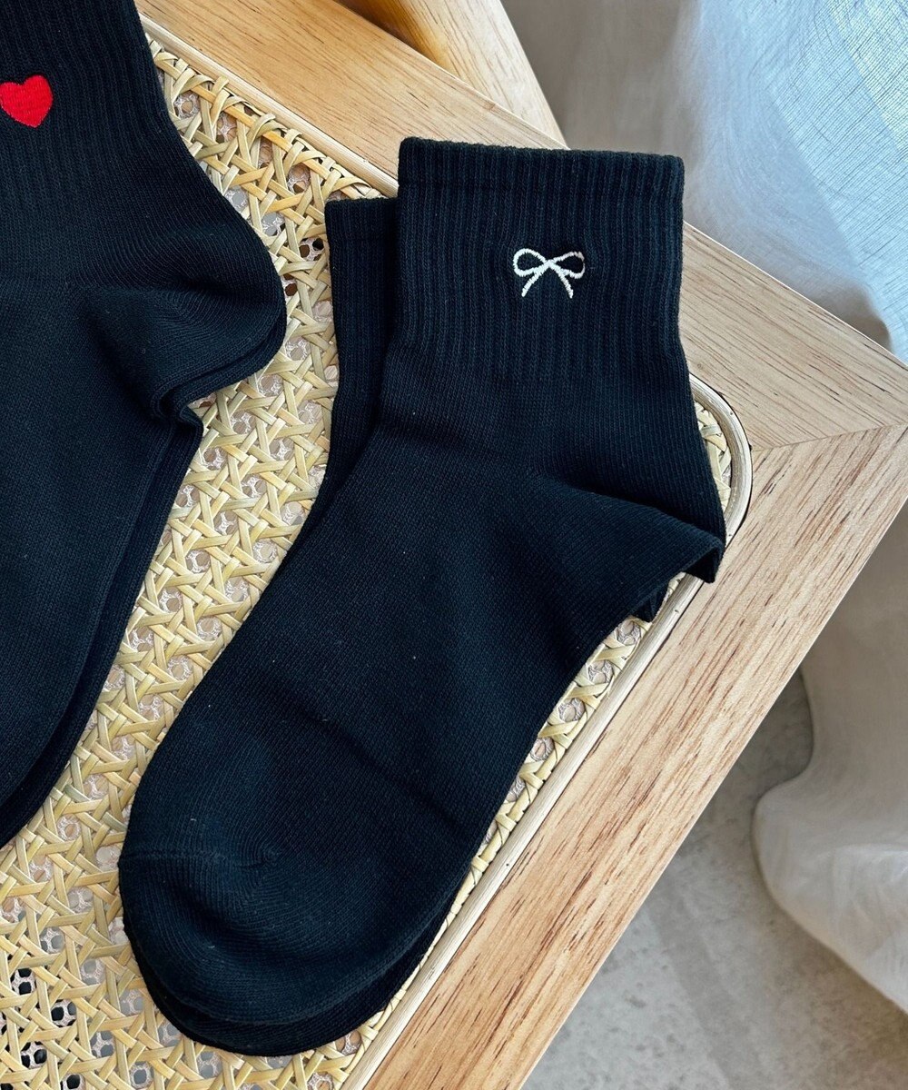 WEGO モチーフ刺繍アンクル底パイルソックス 