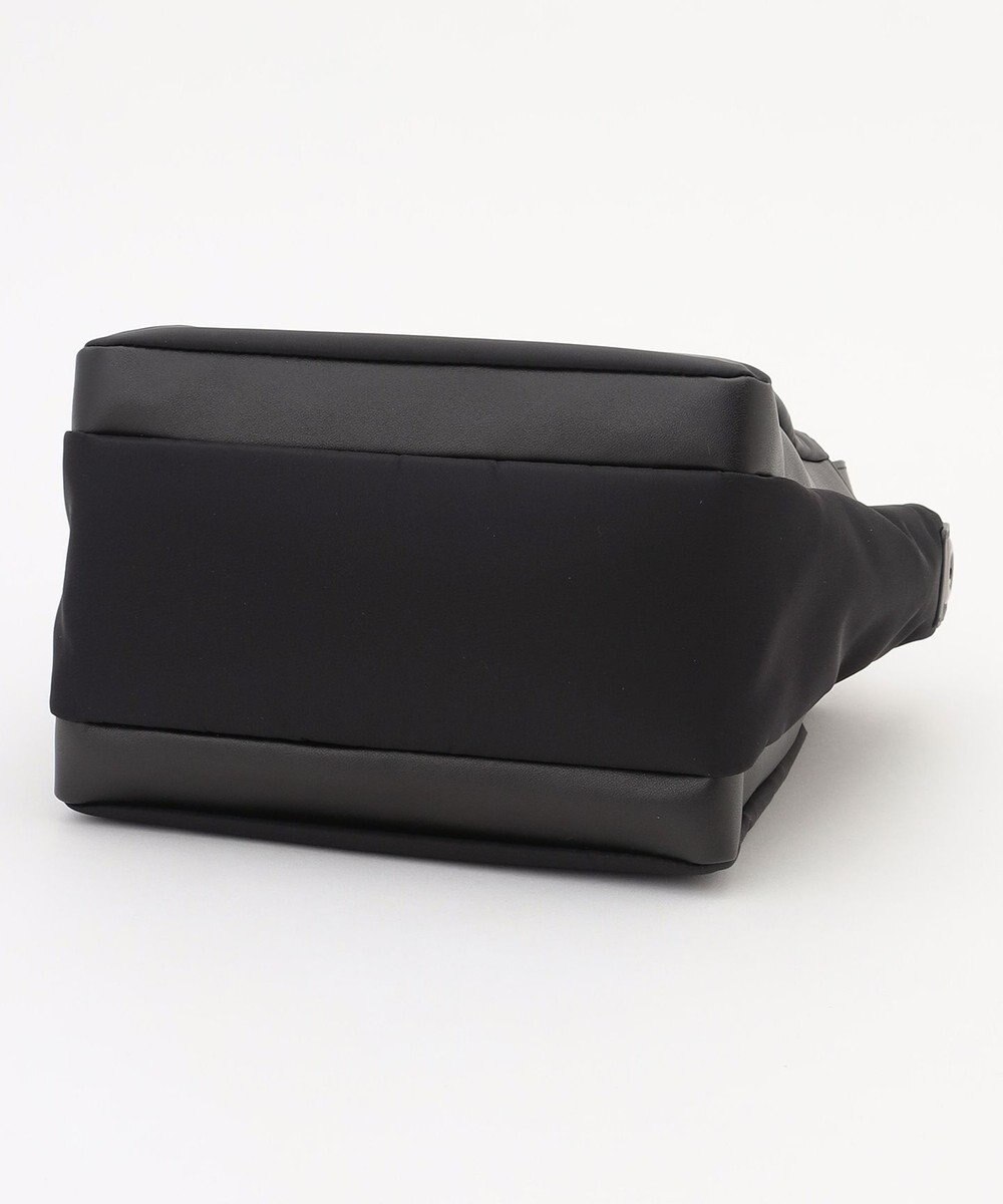 Y'SACCS 【大人のおしゃれ手帖10月号掲載】市川実和子×Y'SACCS　ナイロンすっきりミニマムトート 