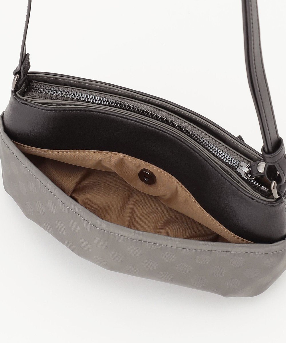 Y'SACCS Polka Dots　タックラウンドポシェット 